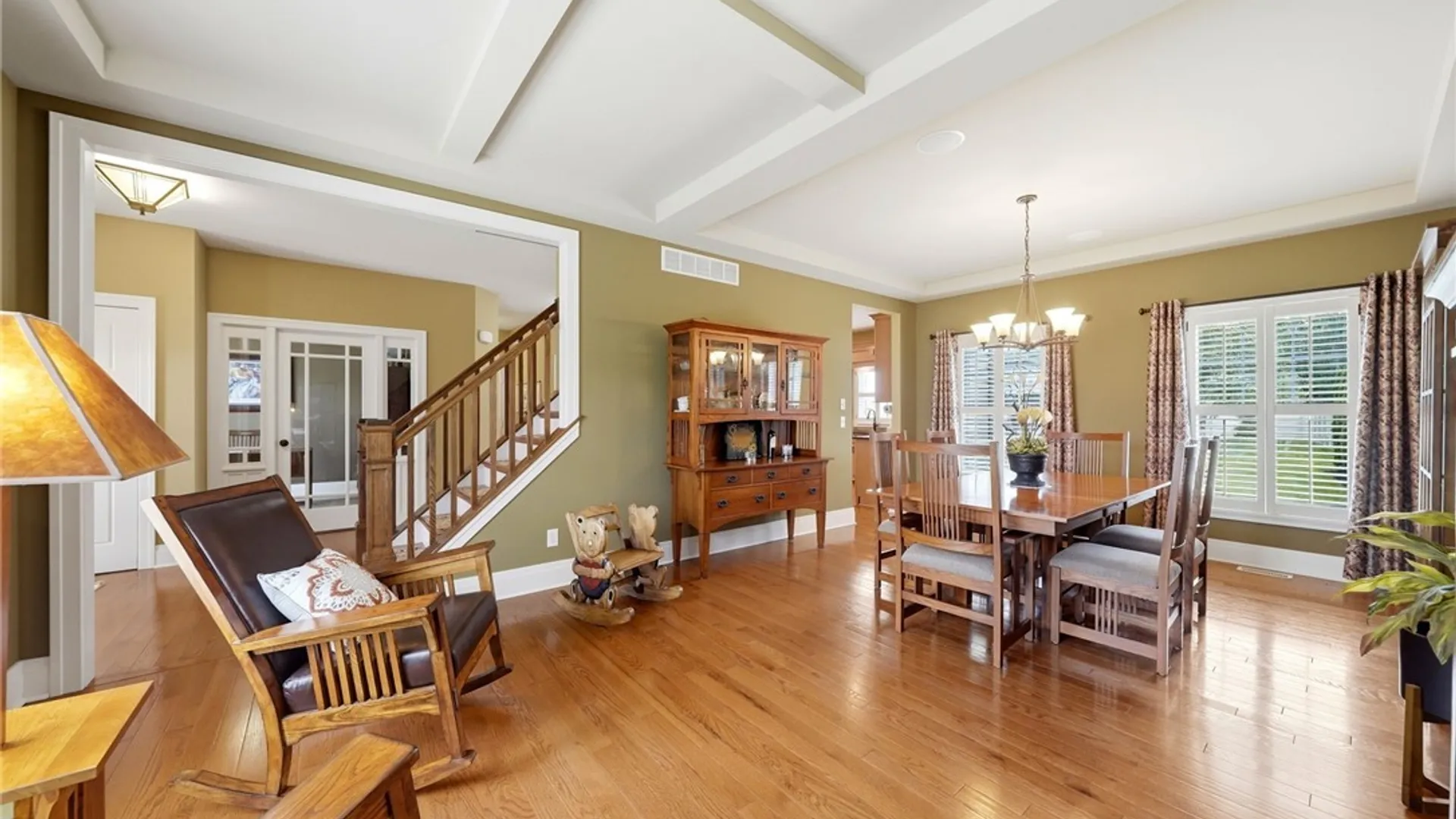 Property at 5 Parliament Lane, Lancaster, NY 14086 17