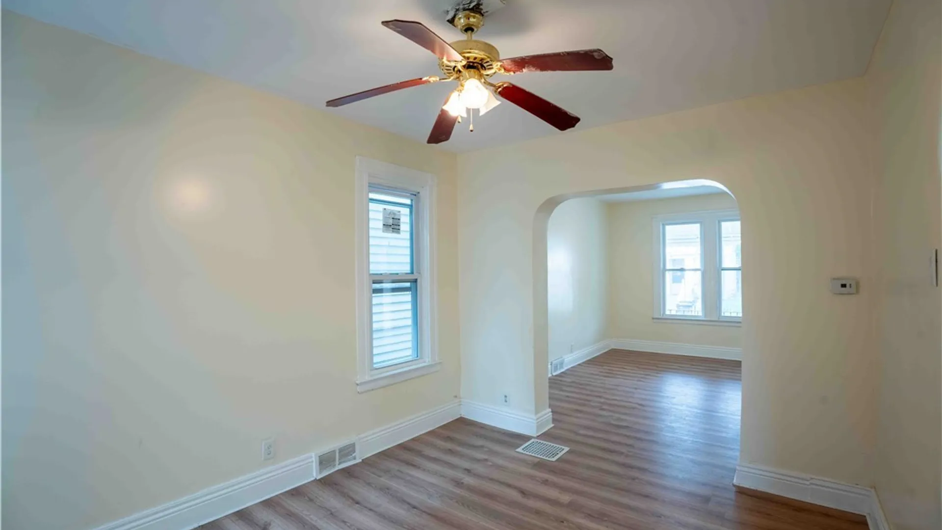 Property at 29 Sherwood Street, Buffalo, NY 14213 17
