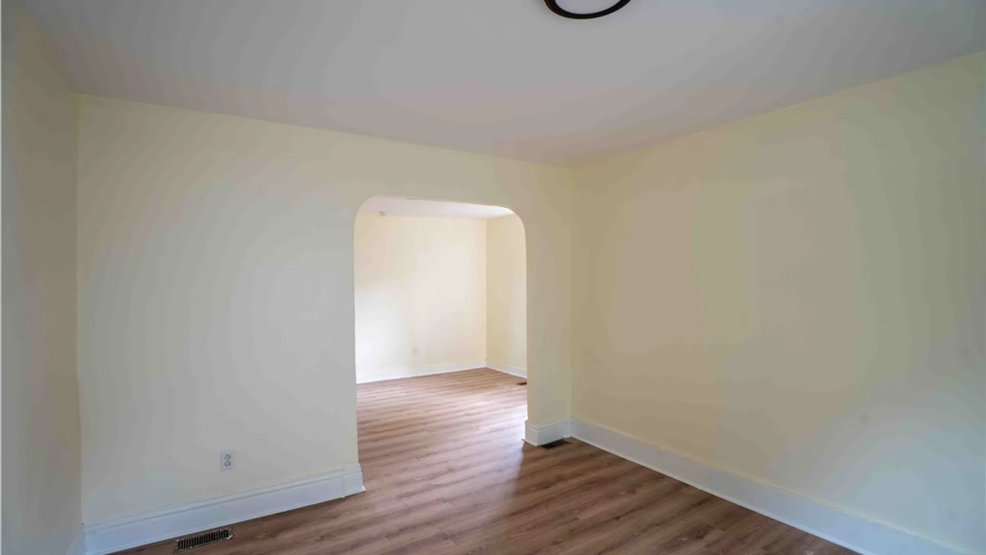 Property at 29 Sherwood Street, Buffalo, NY 14213 26