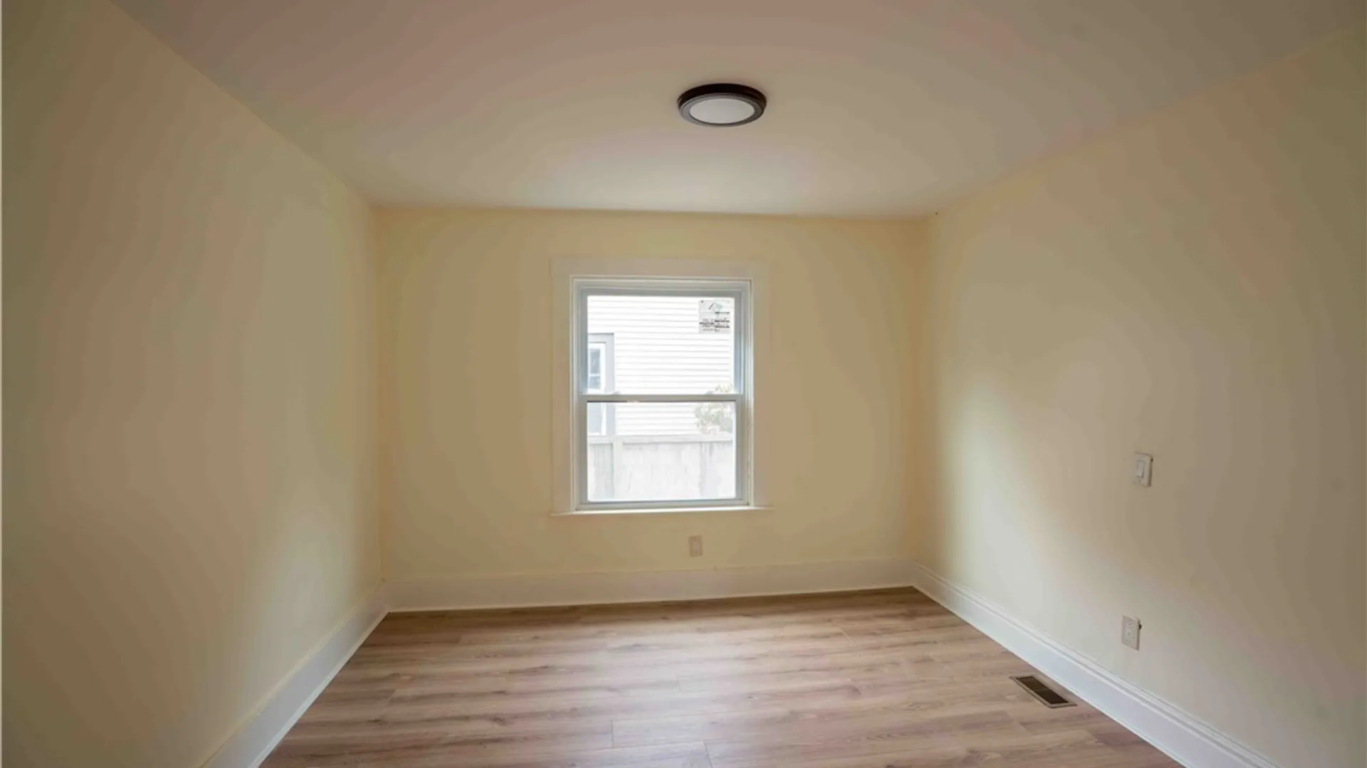 Property at 29 Sherwood Street, Buffalo, NY 14213 28