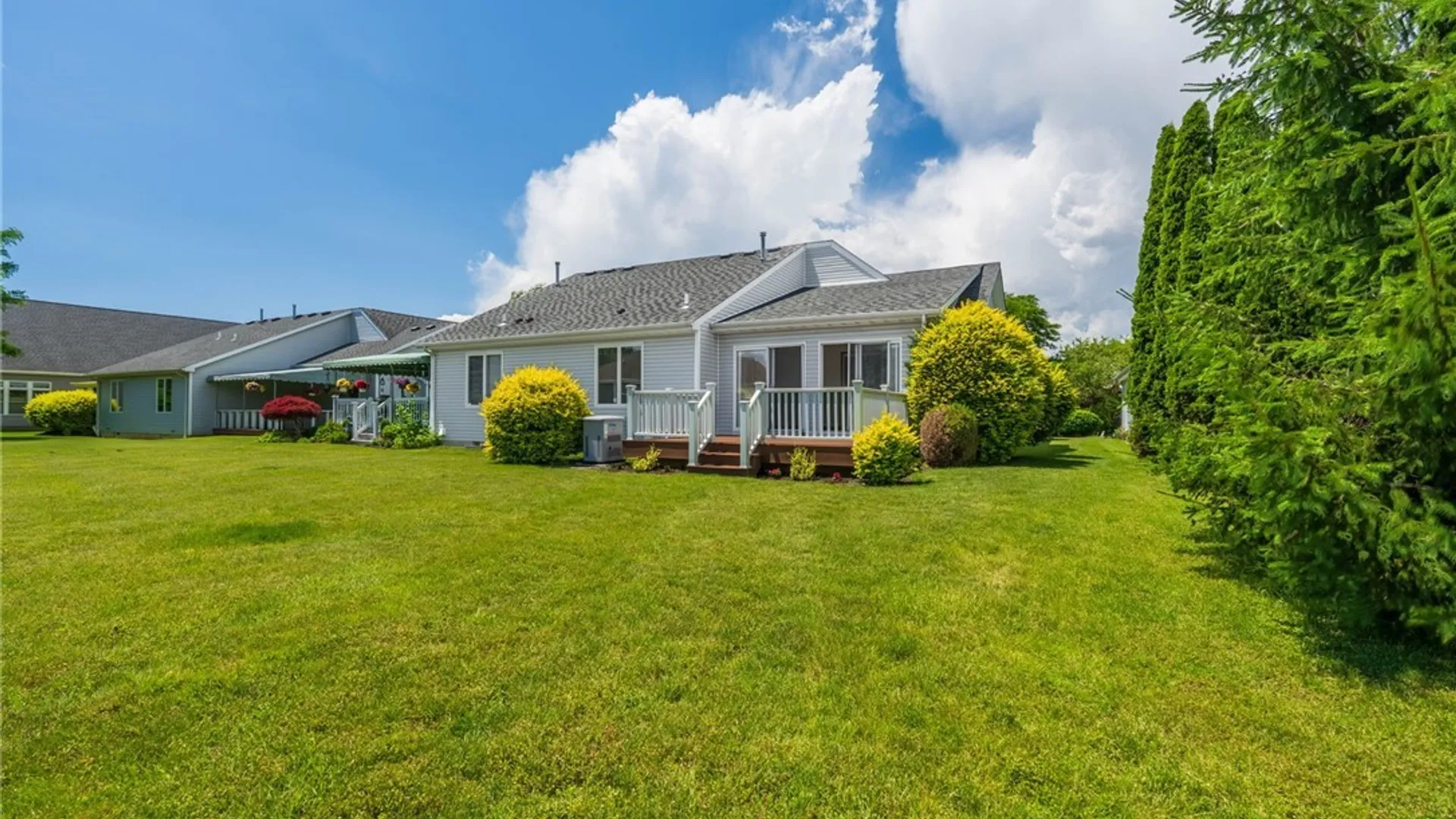 Property at 71 Niagara Shore Drive, Tonawanda, NY 14150 27