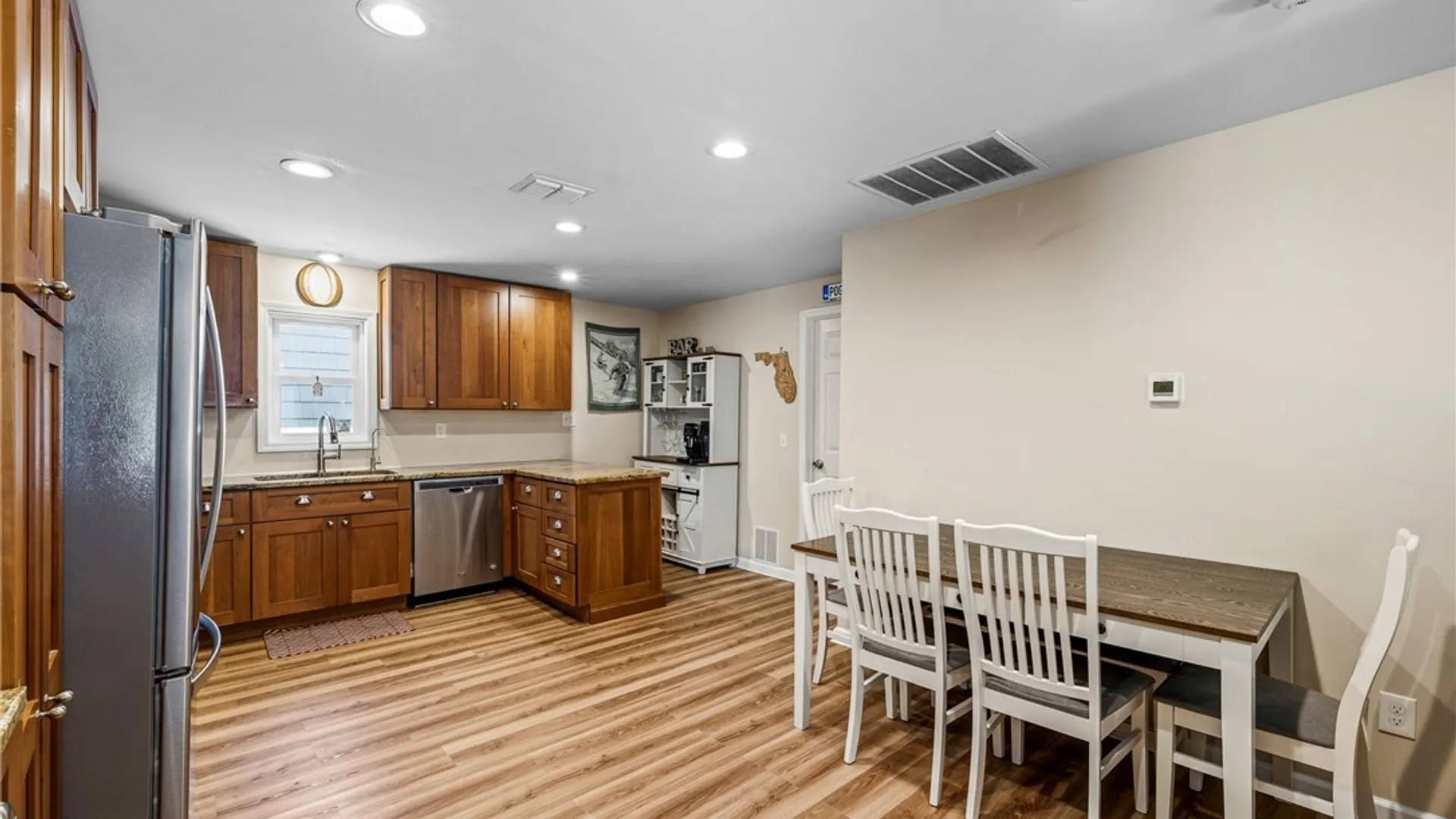 Property at 405 Warner Avenue, North Tonawanda, NY 14120 17