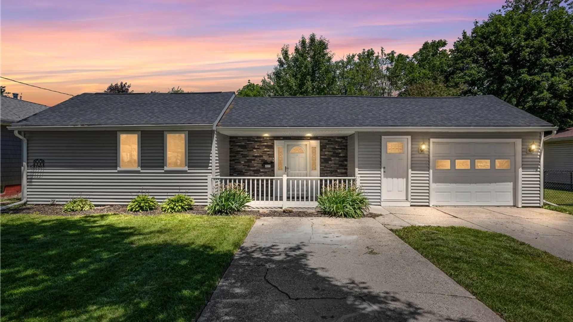 Property at 405 Warner Avenue, North Tonawanda, NY 14120 2