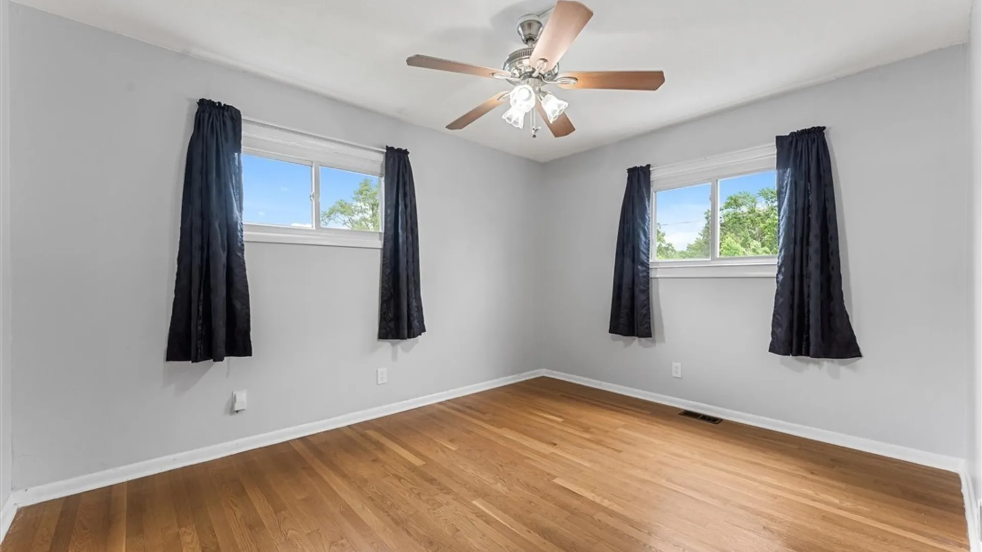 Property at 9 Foxberry Lane, Clay, NY 13090 19