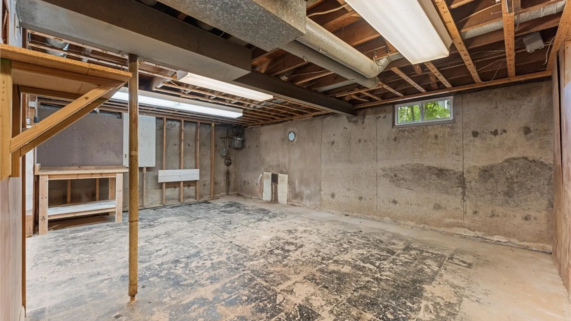 Property at 9 Foxberry Lane, Clay, NY 13090 34