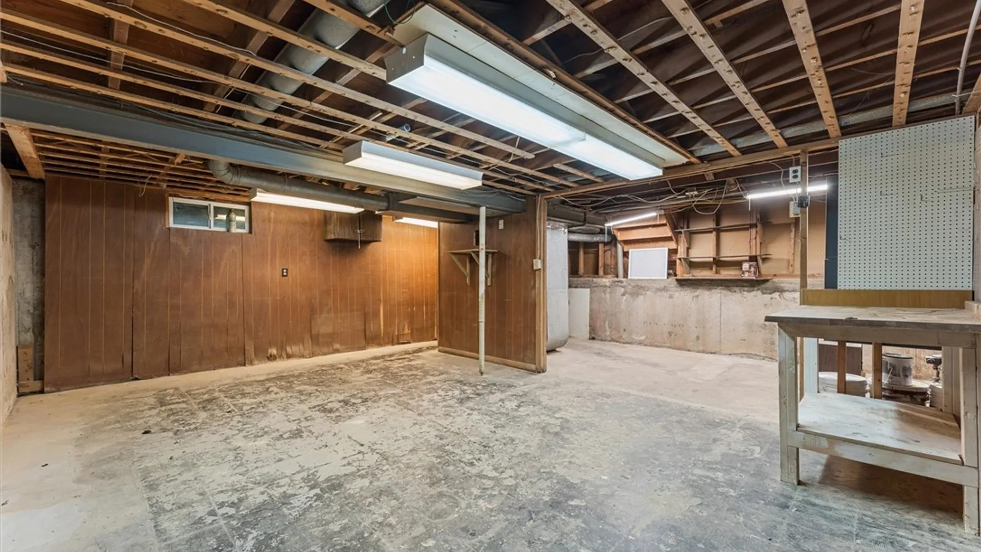 Property at 9 Foxberry Lane, Clay, NY 13090 36