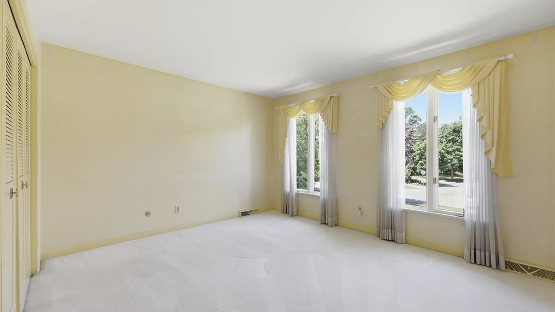 Property at 164 Crestwood Lane, Amherst, NY 14221 28