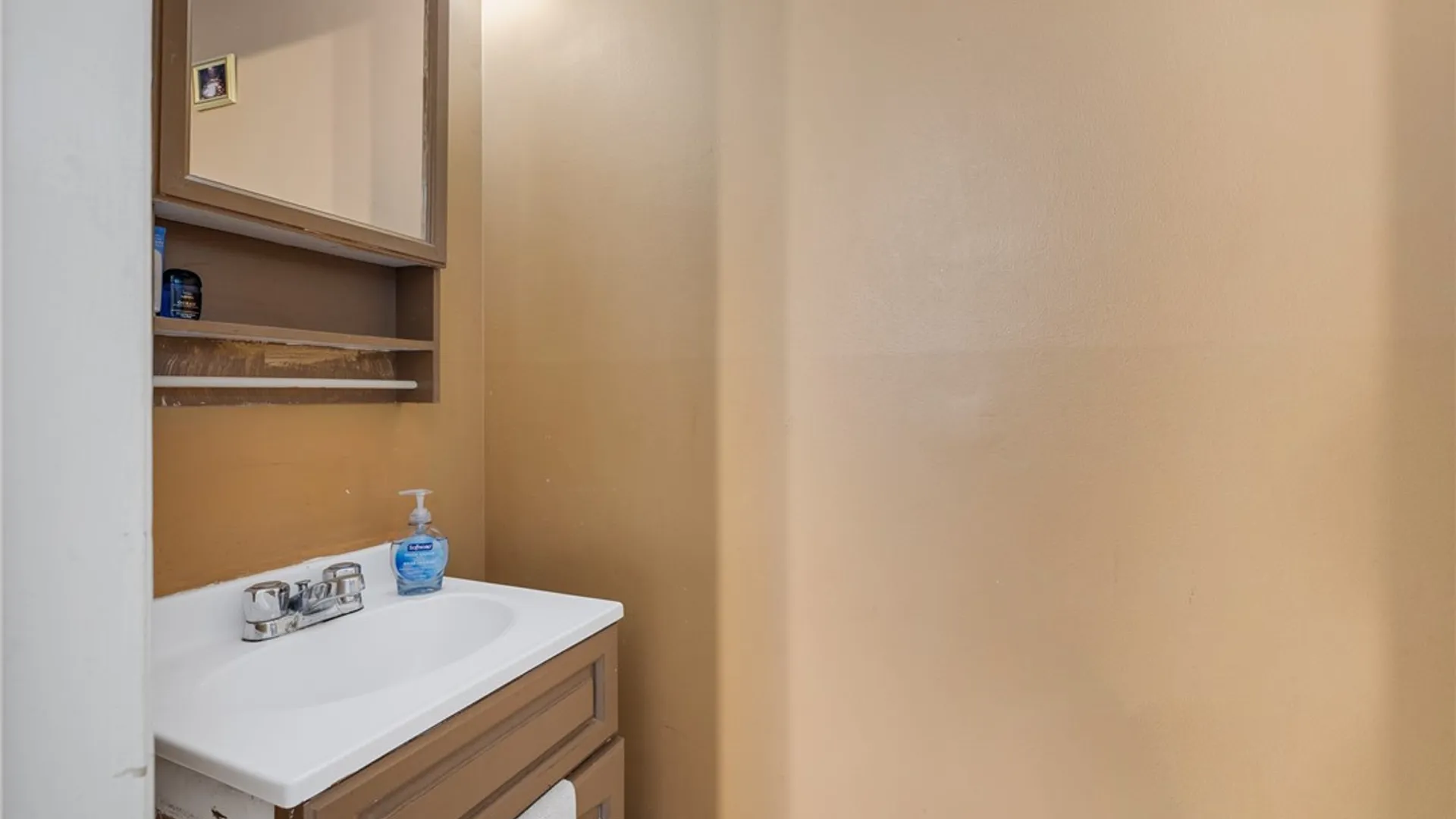 Property at 314 Bakerdale Road, Greece, NY 14616 15