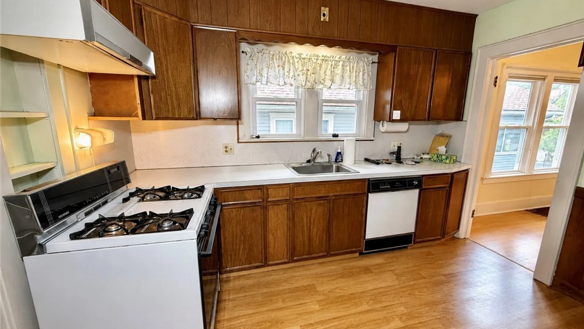 Property at 132 Winthrop Road, Syracuse, NY 13206 15