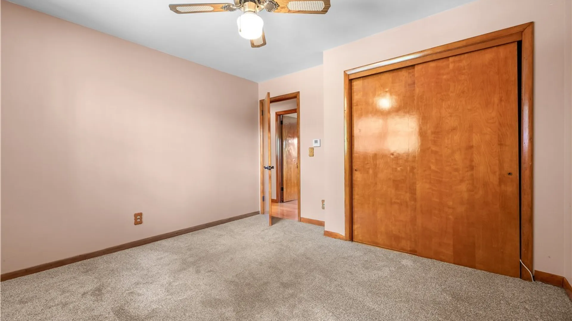 Property at 464 Oakdale Avenue, Utica, NY 13502 15