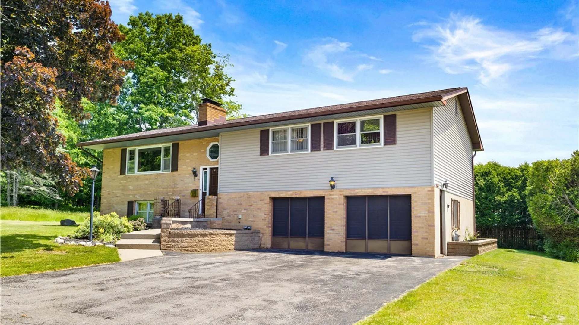 Property at 464 Oakdale Avenue, Utica, NY 13502 28