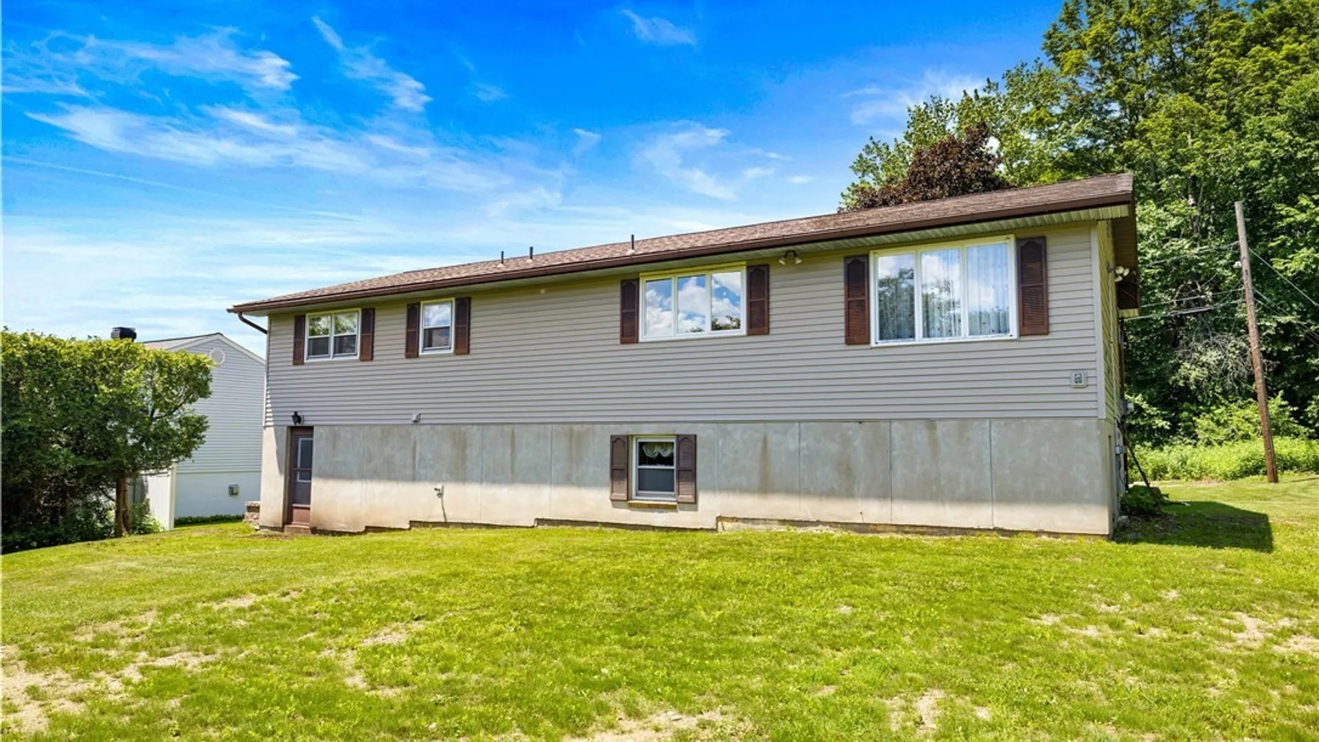 Property at 464 Oakdale Avenue, Utica, NY 13502 29