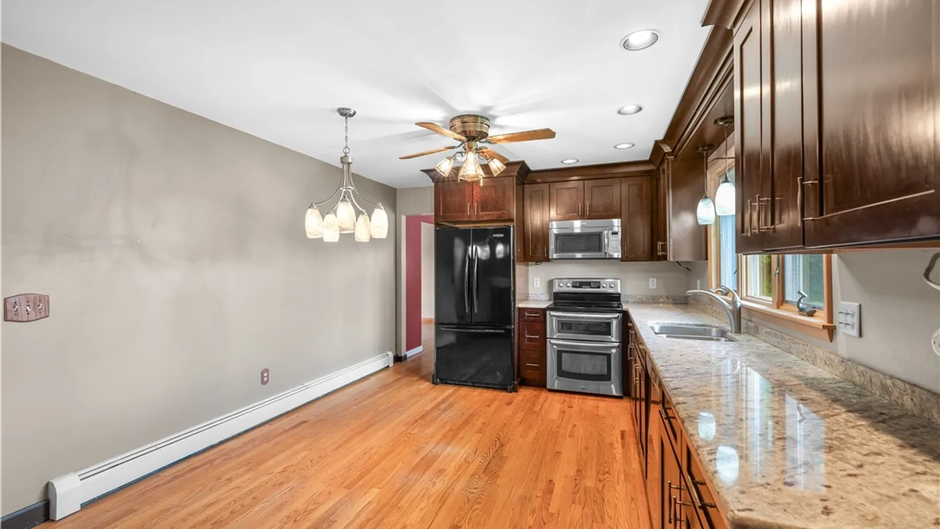 Property at 464 Oakdale Avenue, Utica, NY 13502 9