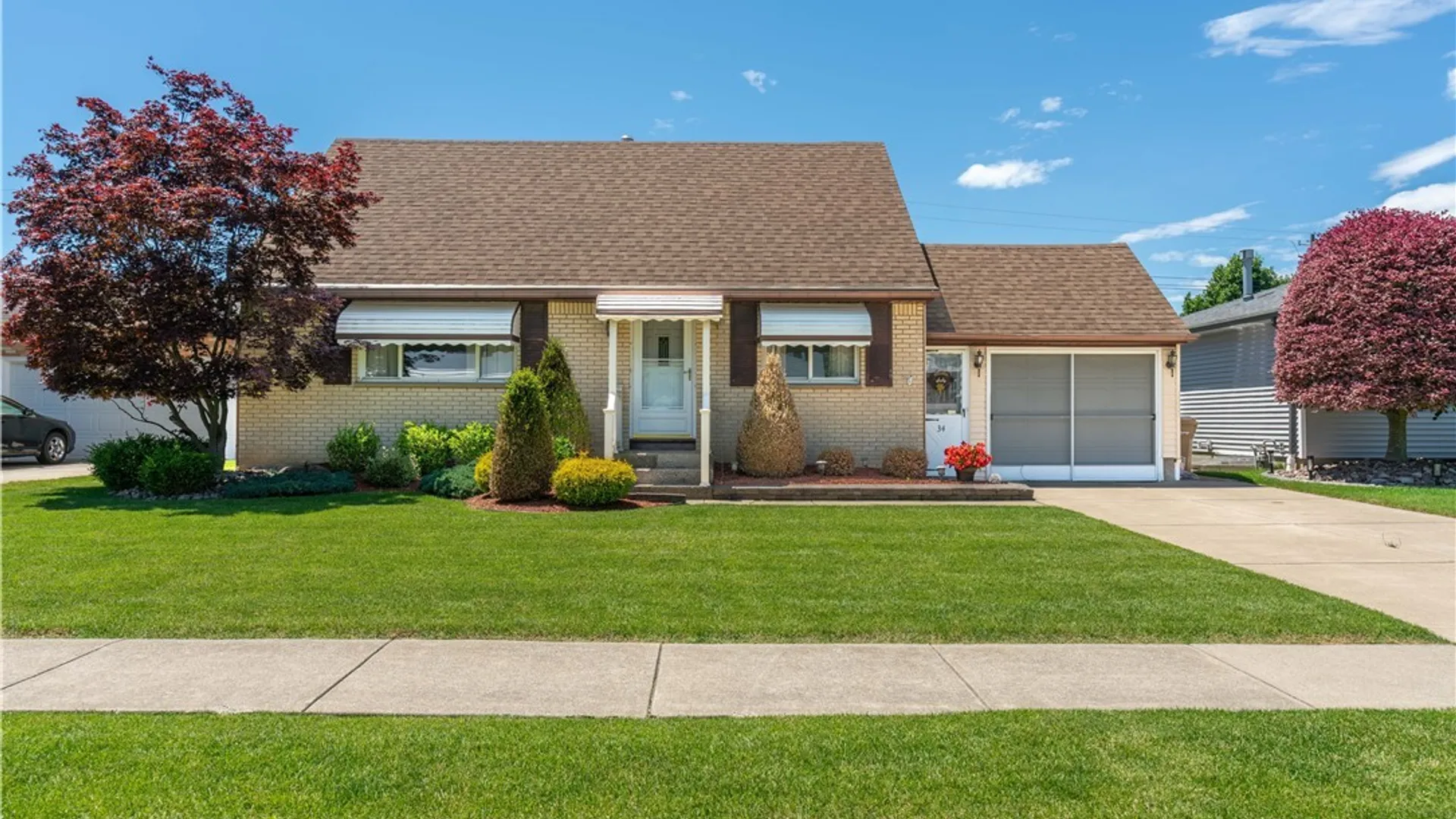 Property at 34 Louise Drive, Cheektowaga, NY 14227 2