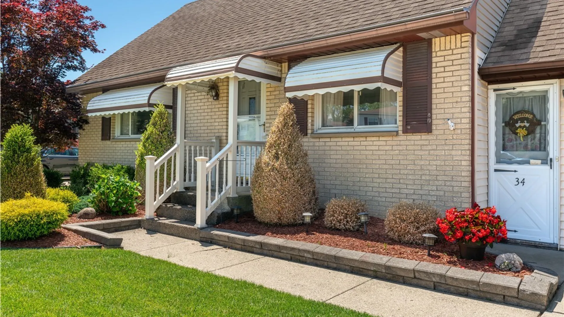 Property at 34 Louise Drive, Cheektowaga, NY 14227 3