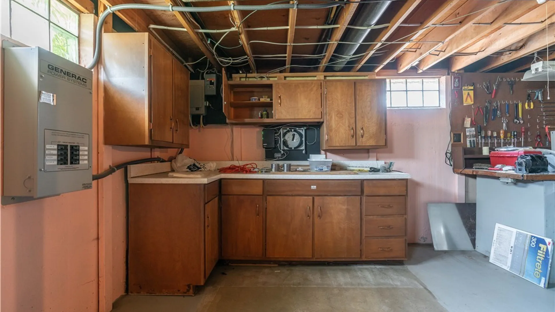 Property at 34 Louise Drive, Cheektowaga, NY 14227 33