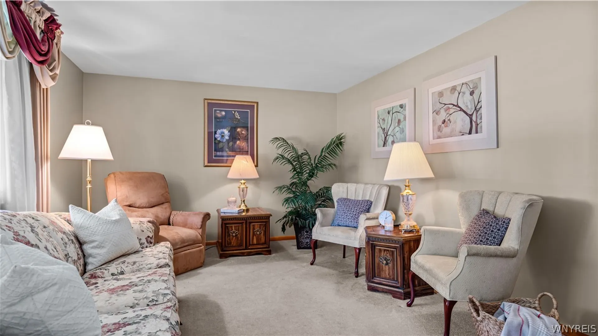 Property at 34 Louise Drive, Cheektowaga, NY 14227 4