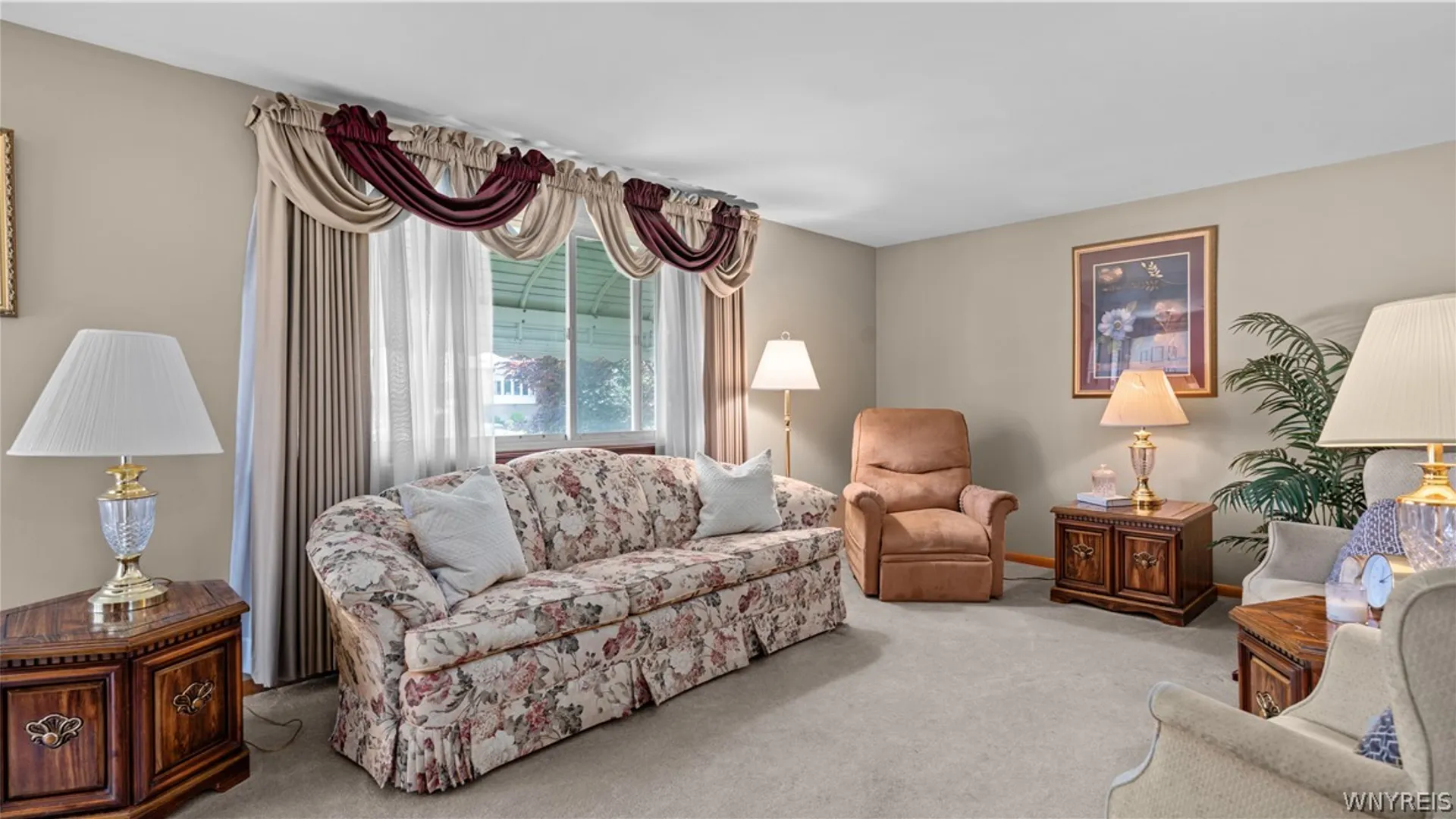Property at 34 Louise Drive, Cheektowaga, NY 14227 6