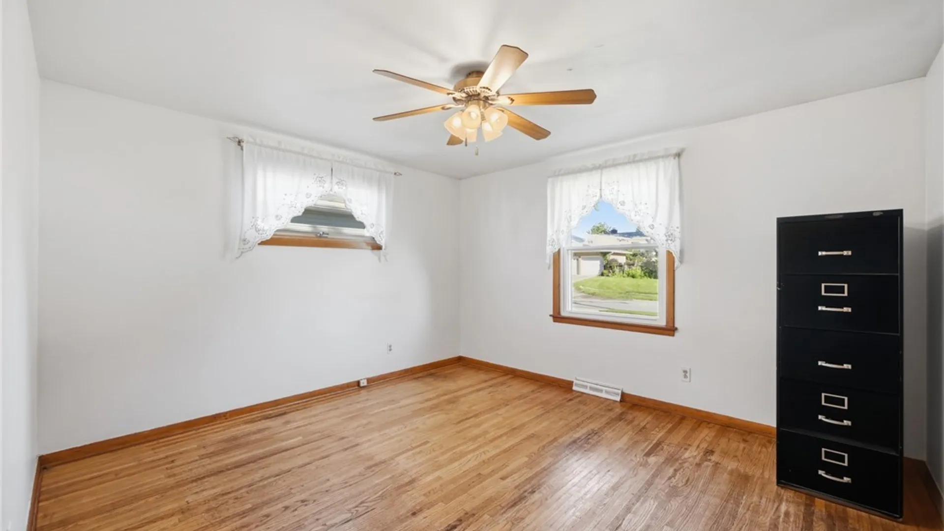 Property at 3385 Dickens Road, Hamburg, NY 14219 19