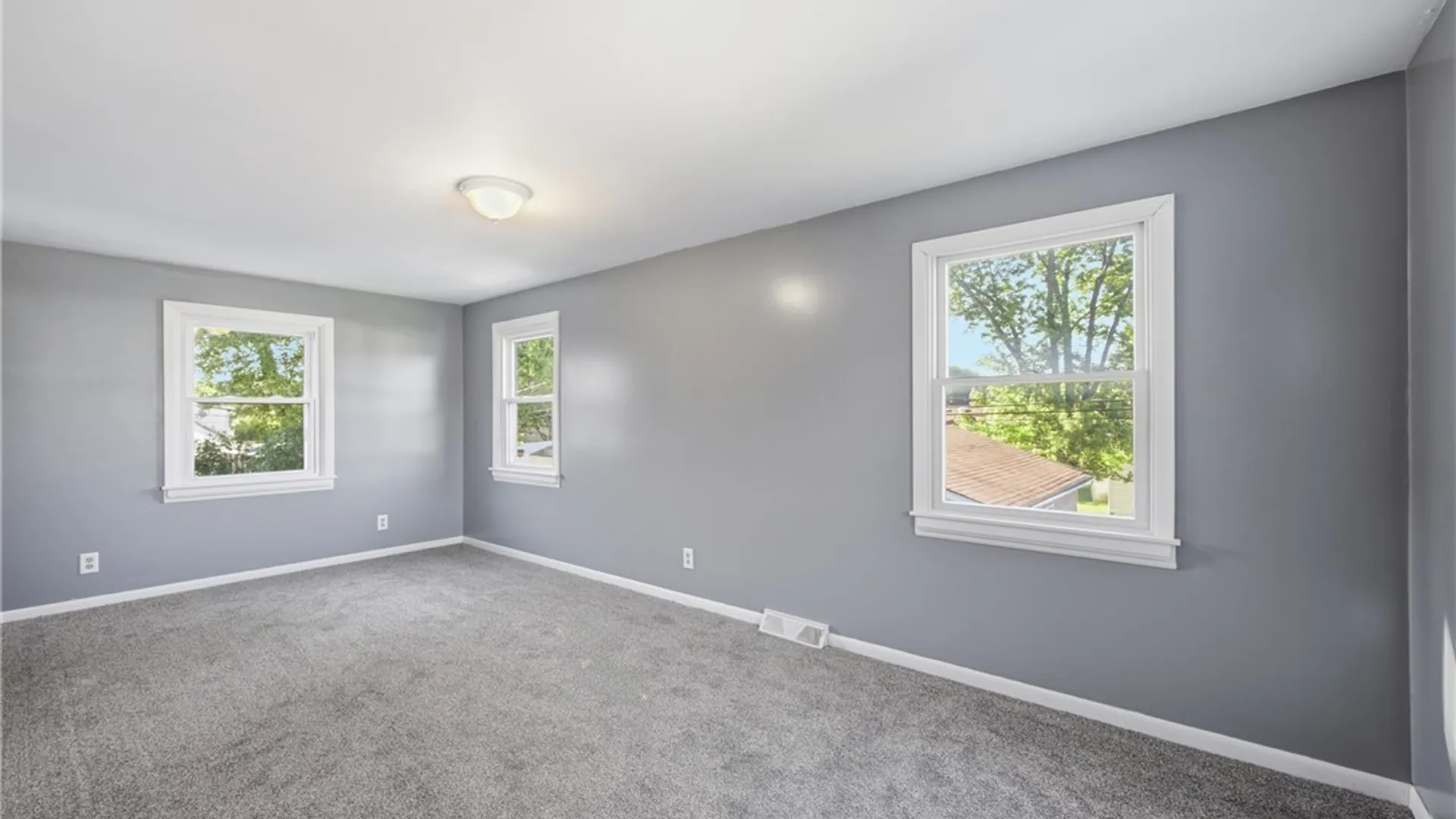 Property at 3385 Dickens Road, Hamburg, NY 14219 27