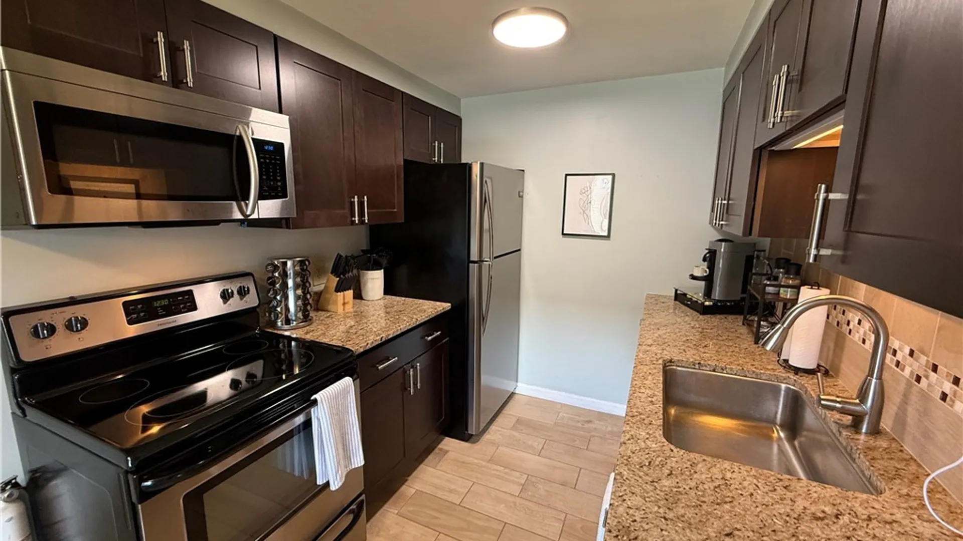 Property at 260 Watertree Drive, DeWitt, NY 13057 9