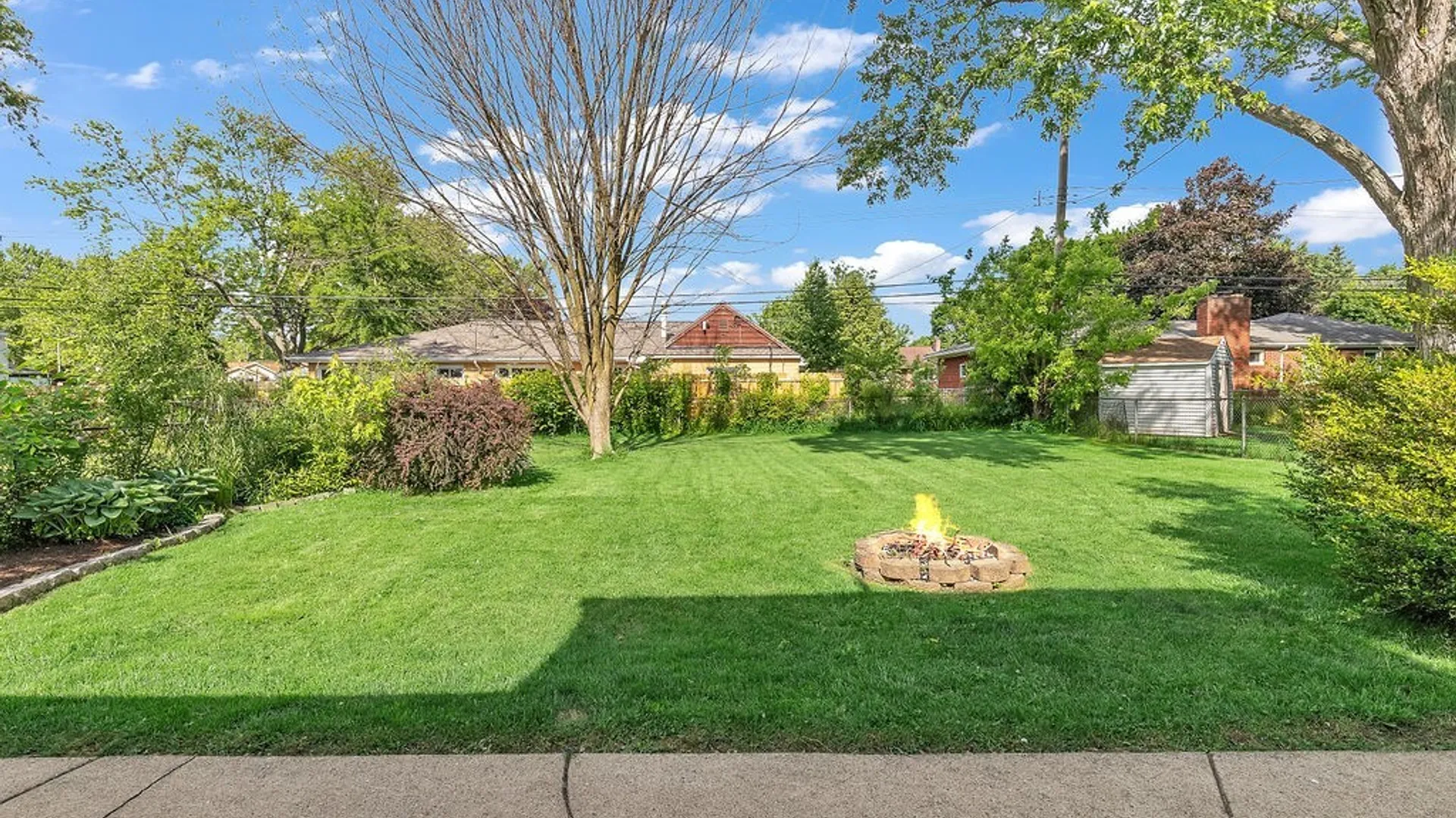 Property at 484 Walton Drive, Cheektowaga, NY 14225 28