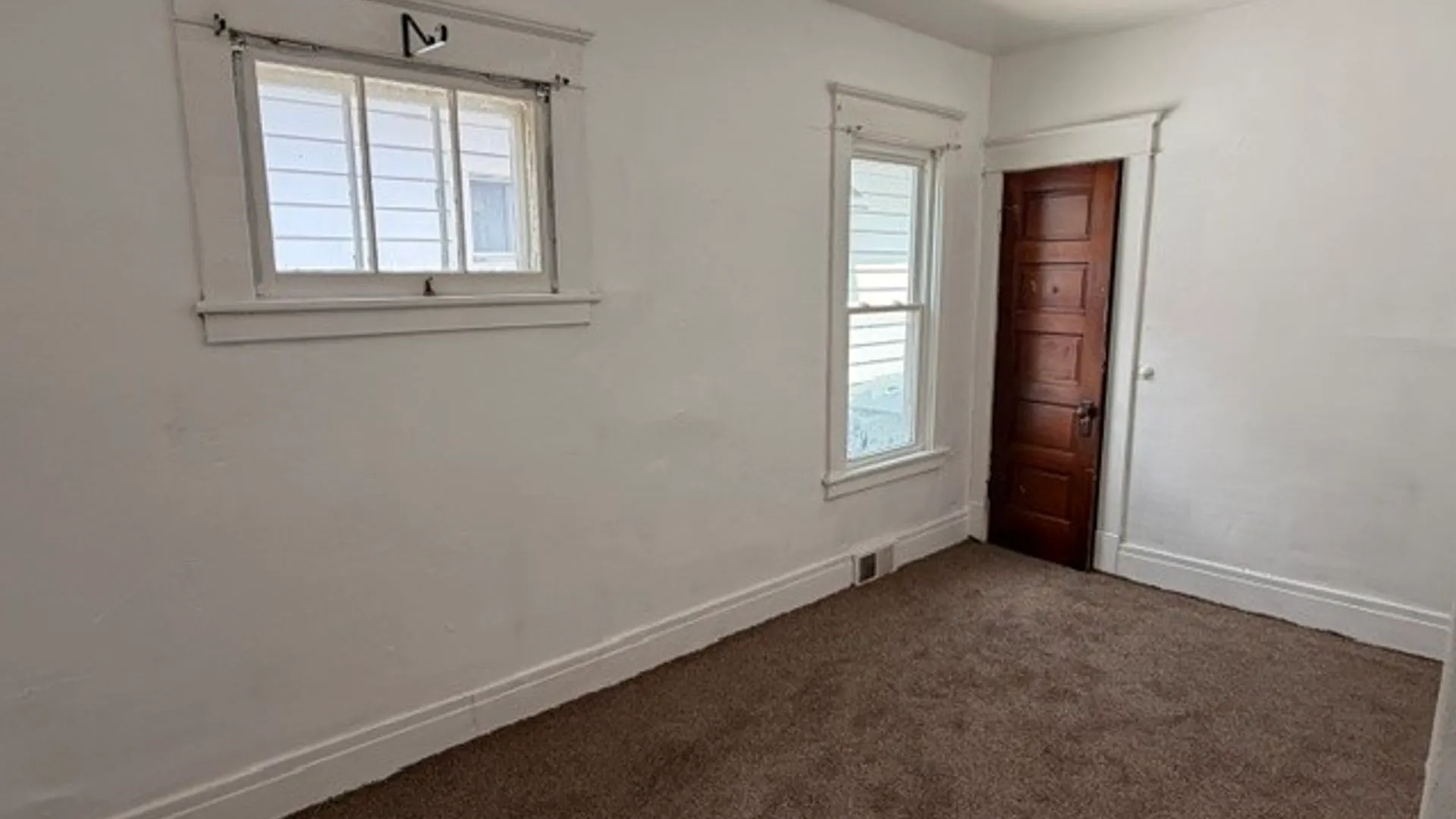 Property at 229 Hagen Street, Buffalo, NY 14215 10