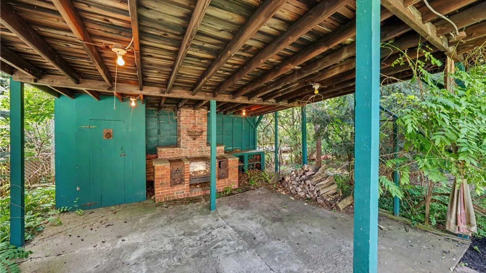 Property at 266 Highland Avenue, Hamburg, NY 14075 43