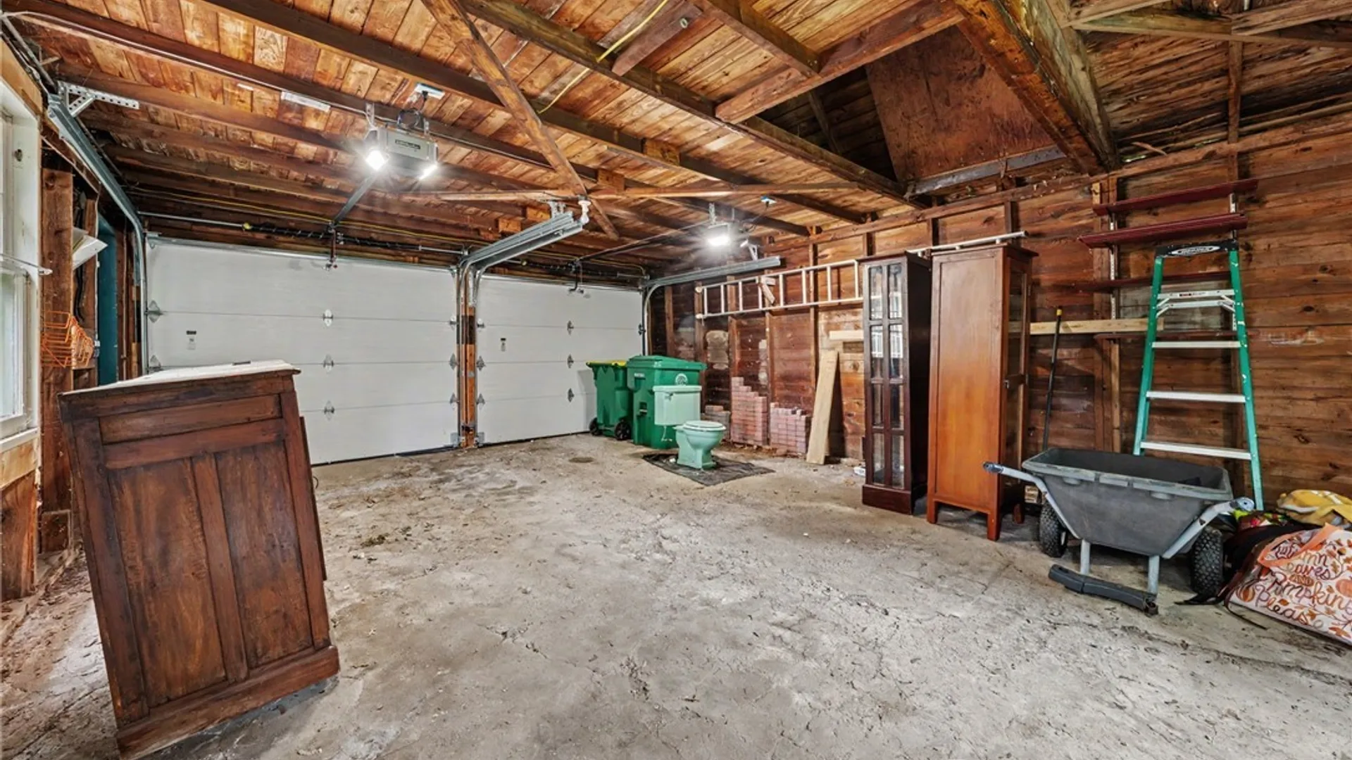 Property at 266 Highland Avenue, Hamburg, NY 14075 44