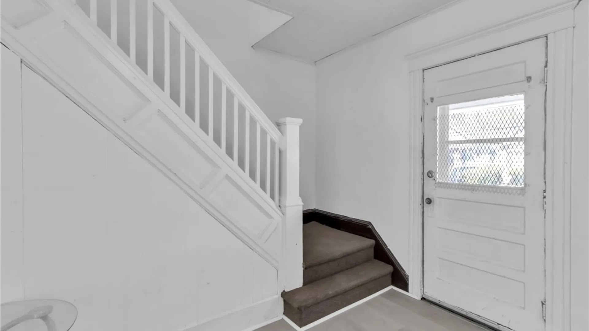 Property at 204 Floss Avenue, Buffalo, NY 14215 16