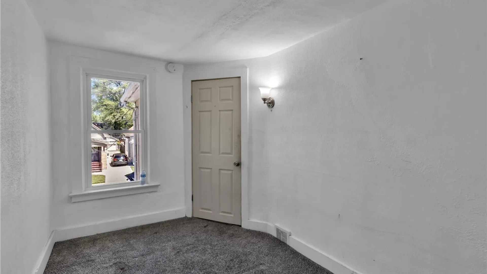 Property at 204 Floss Avenue, Buffalo, NY 14215 28
