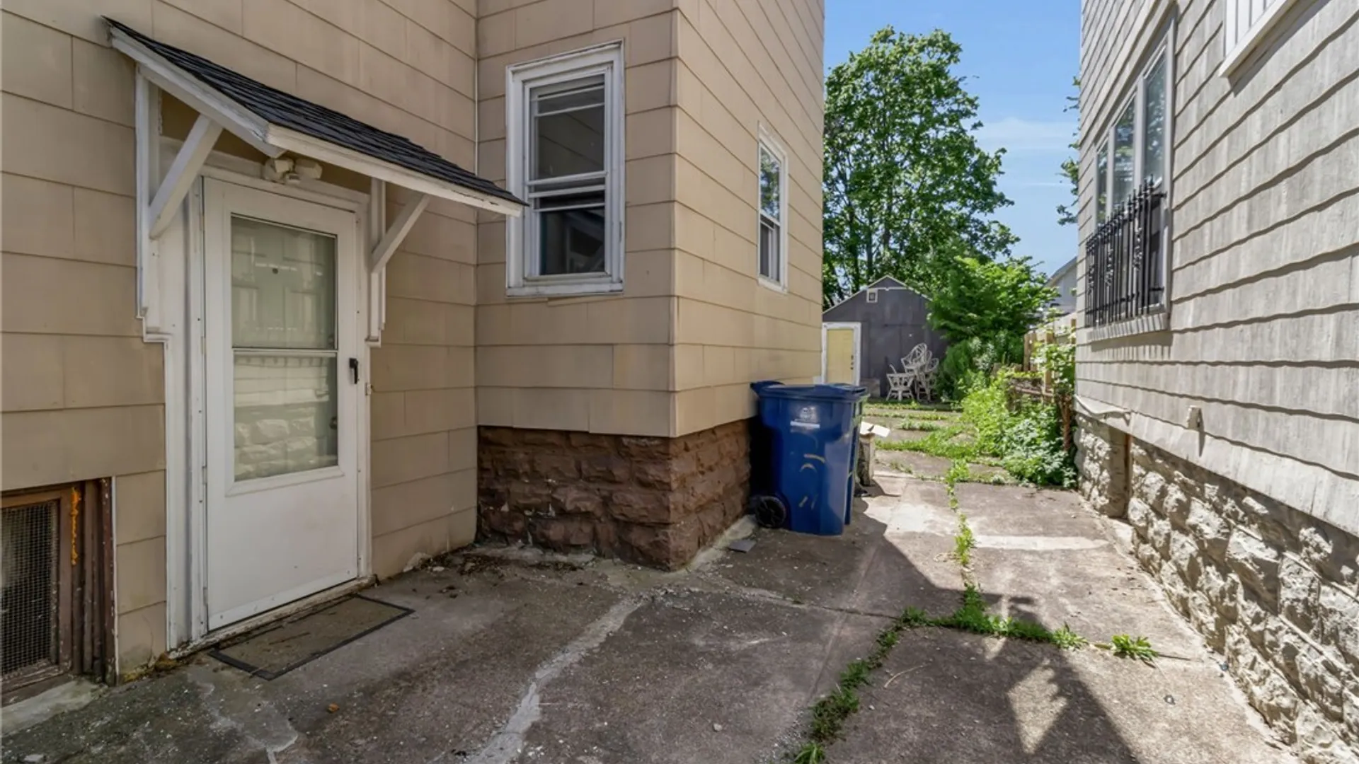 Property at 204 Floss Avenue, Buffalo, NY 14215 35