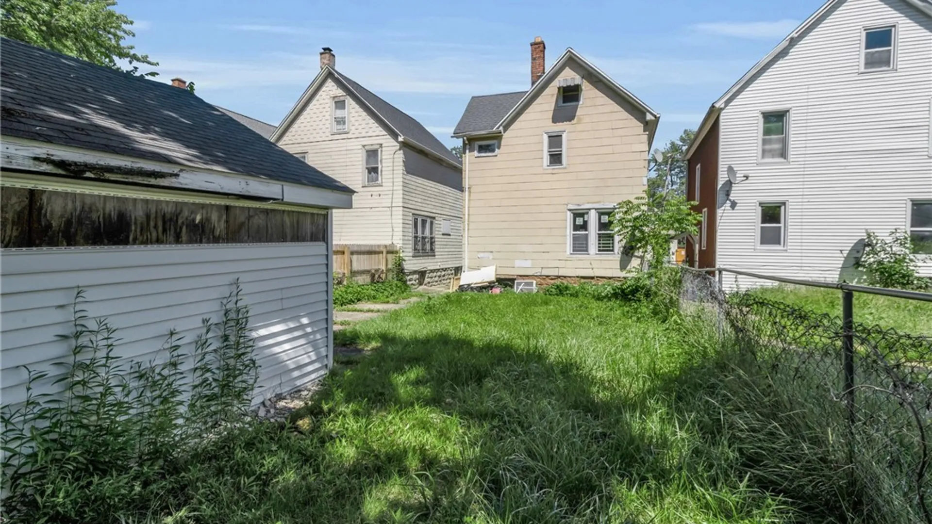 Property at 204 Floss Avenue, Buffalo, NY 14215 38