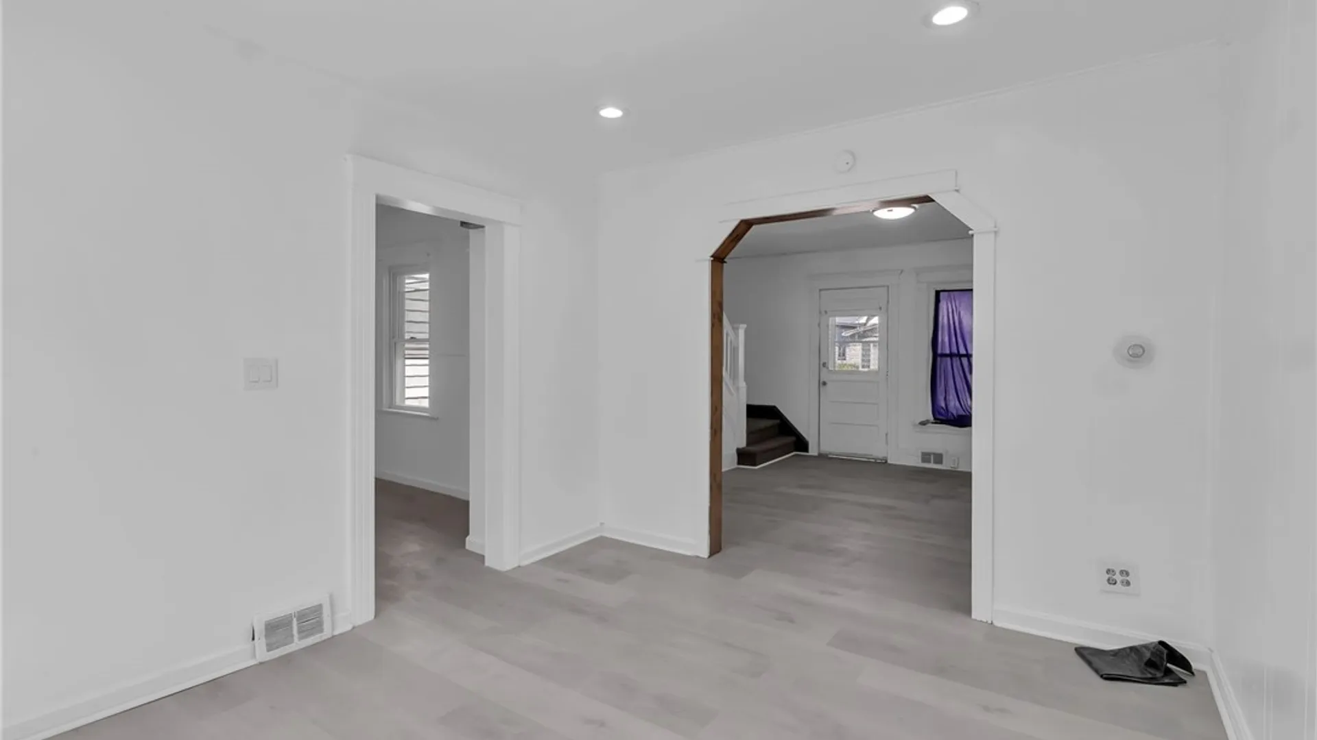 Property at 204 Floss Avenue, Buffalo, NY 14215 8