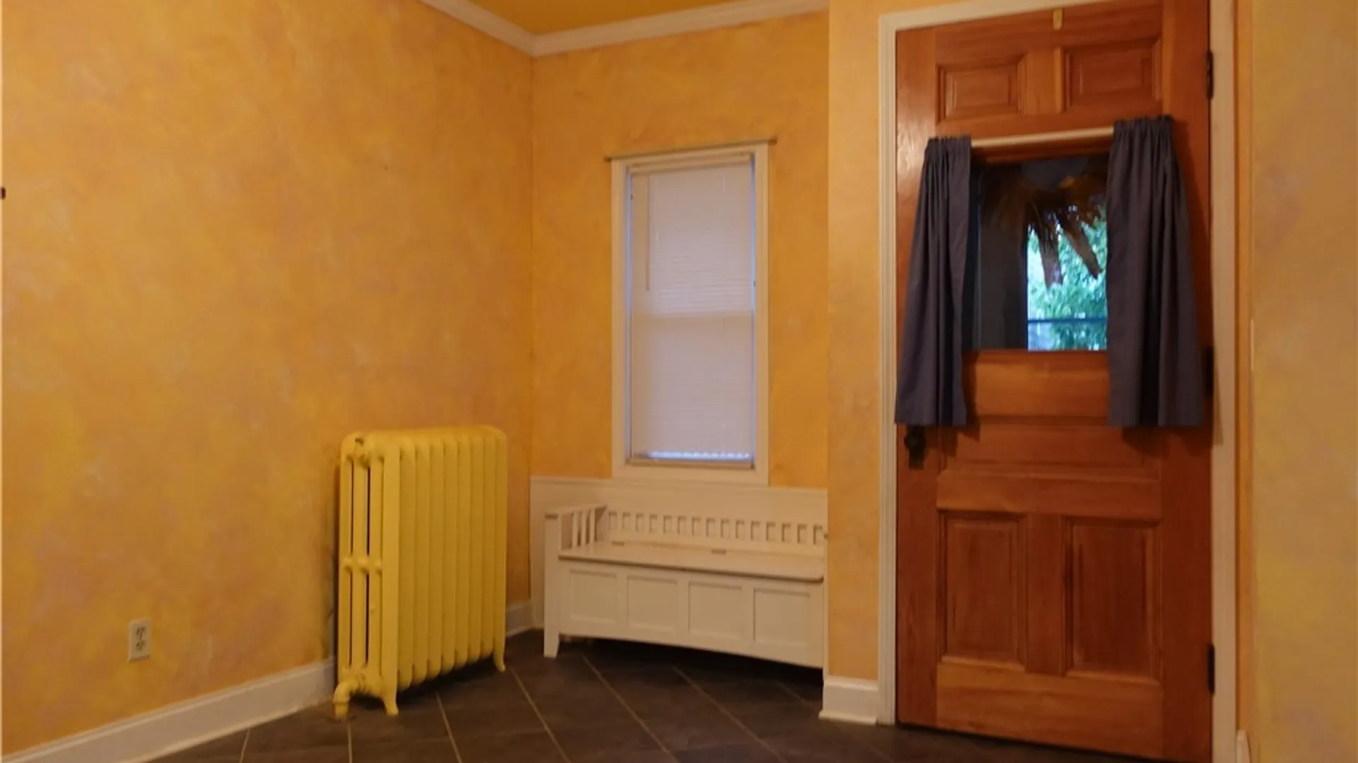 Property at 12 Seneca Pksd, Buffalo, NY 14210 5