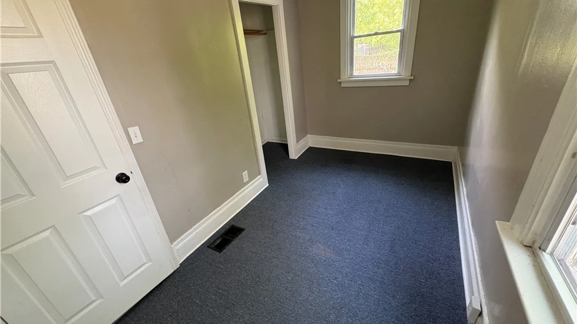 Property at 15 Home Place, Rochester, NY 14611 20