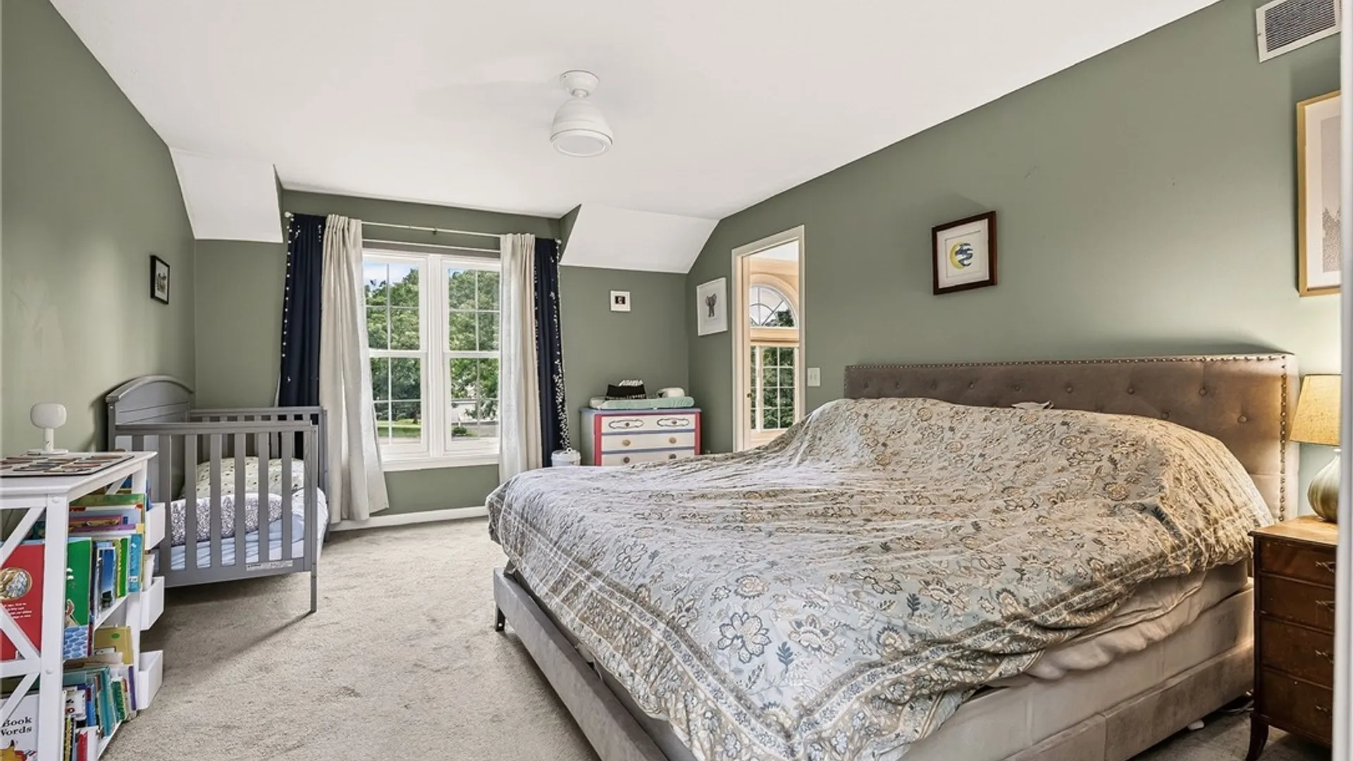 Property at 4 Park View Drive, Pittsford, NY 14534 18