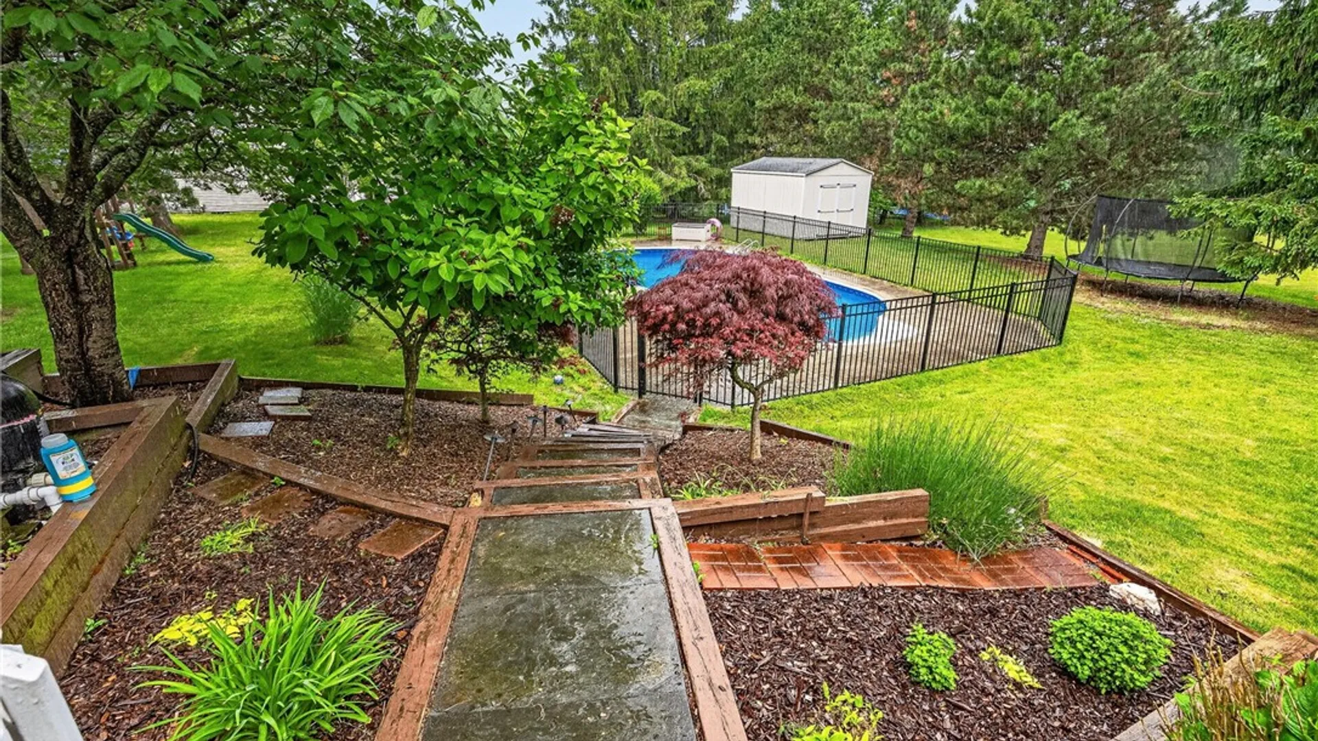 Property at 4 Park View Drive, Pittsford, NY 14534 37