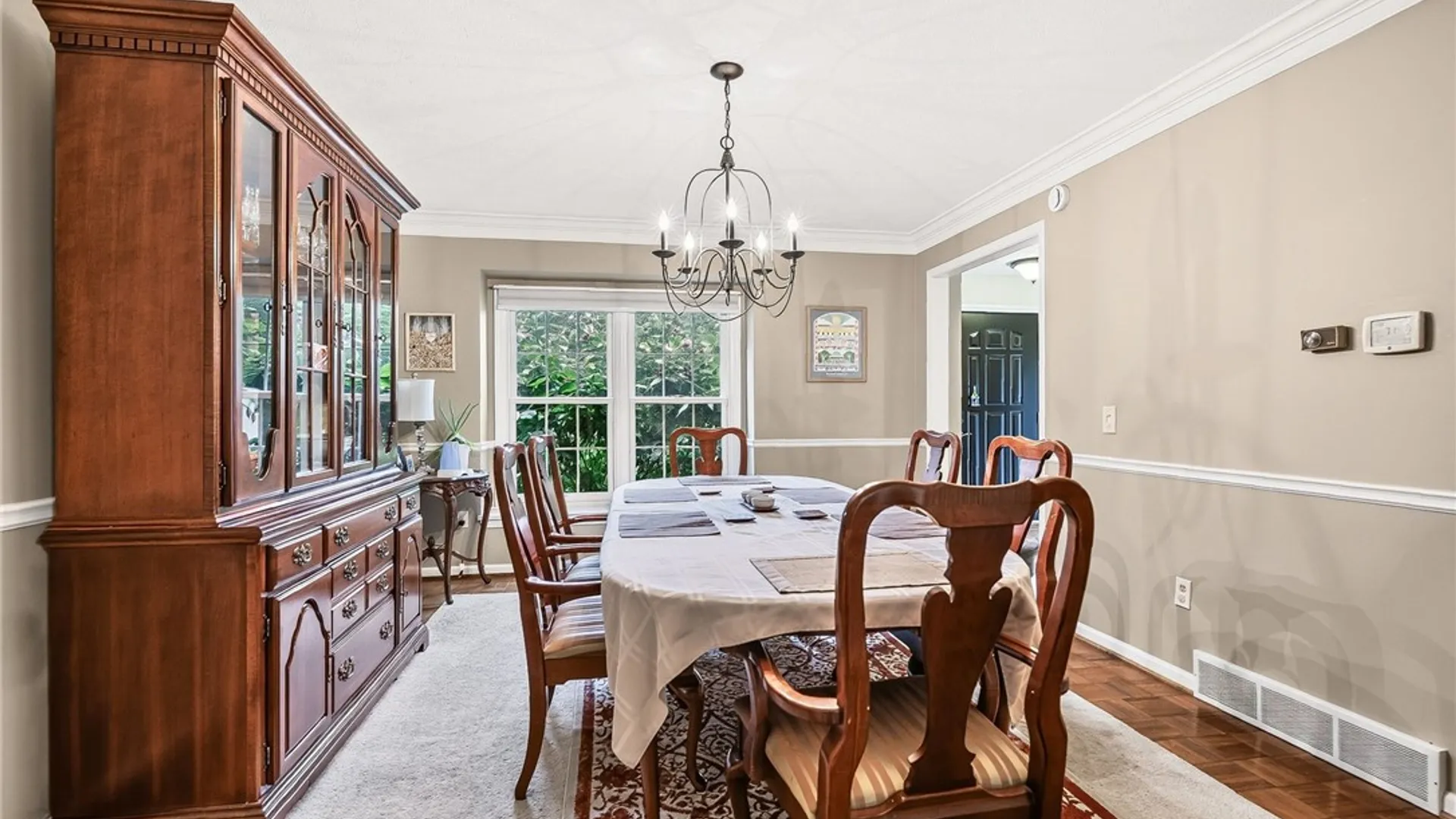 Property at 4 Park View Drive, Pittsford, NY 14534 6