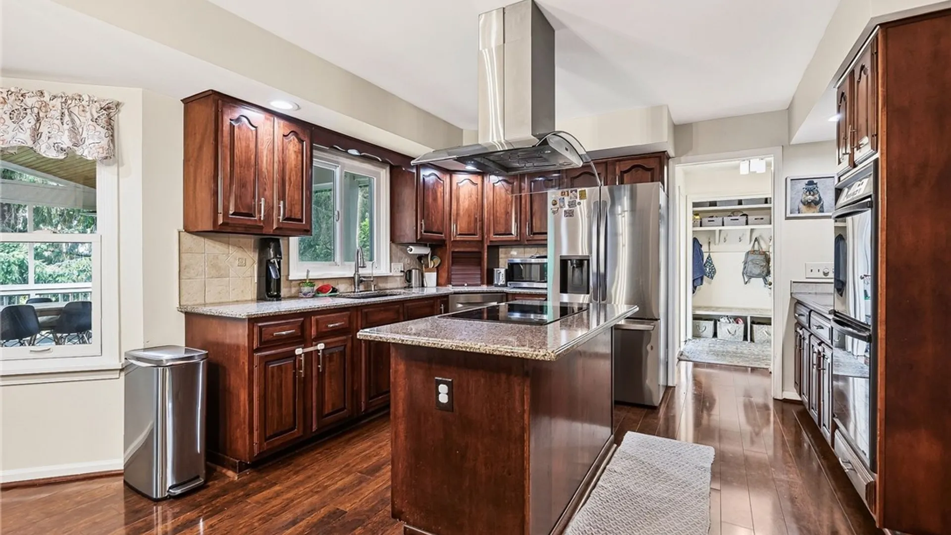 Property at 4 Park View Drive, Pittsford, NY 14534 9