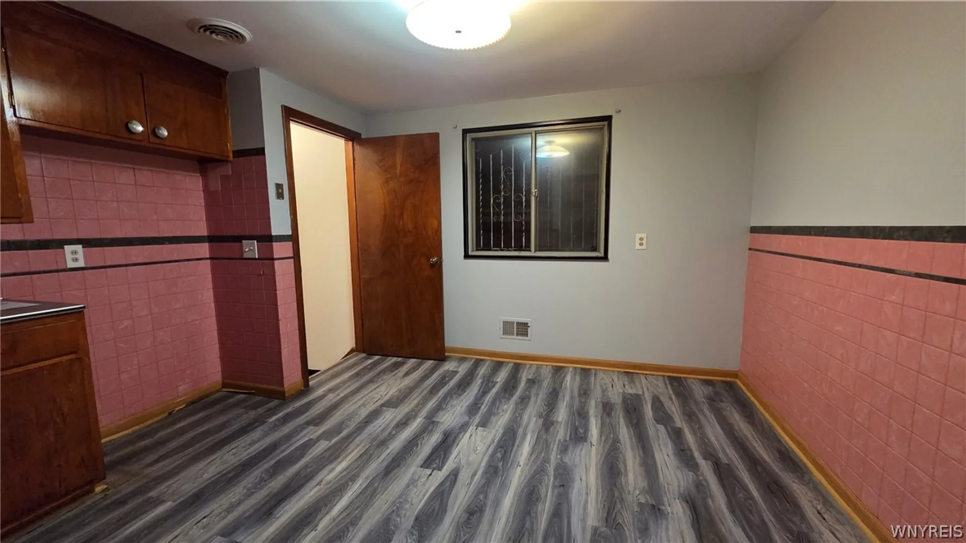Property at 841 George Urban Boulevard, Cheektowaga, NY 14225 17