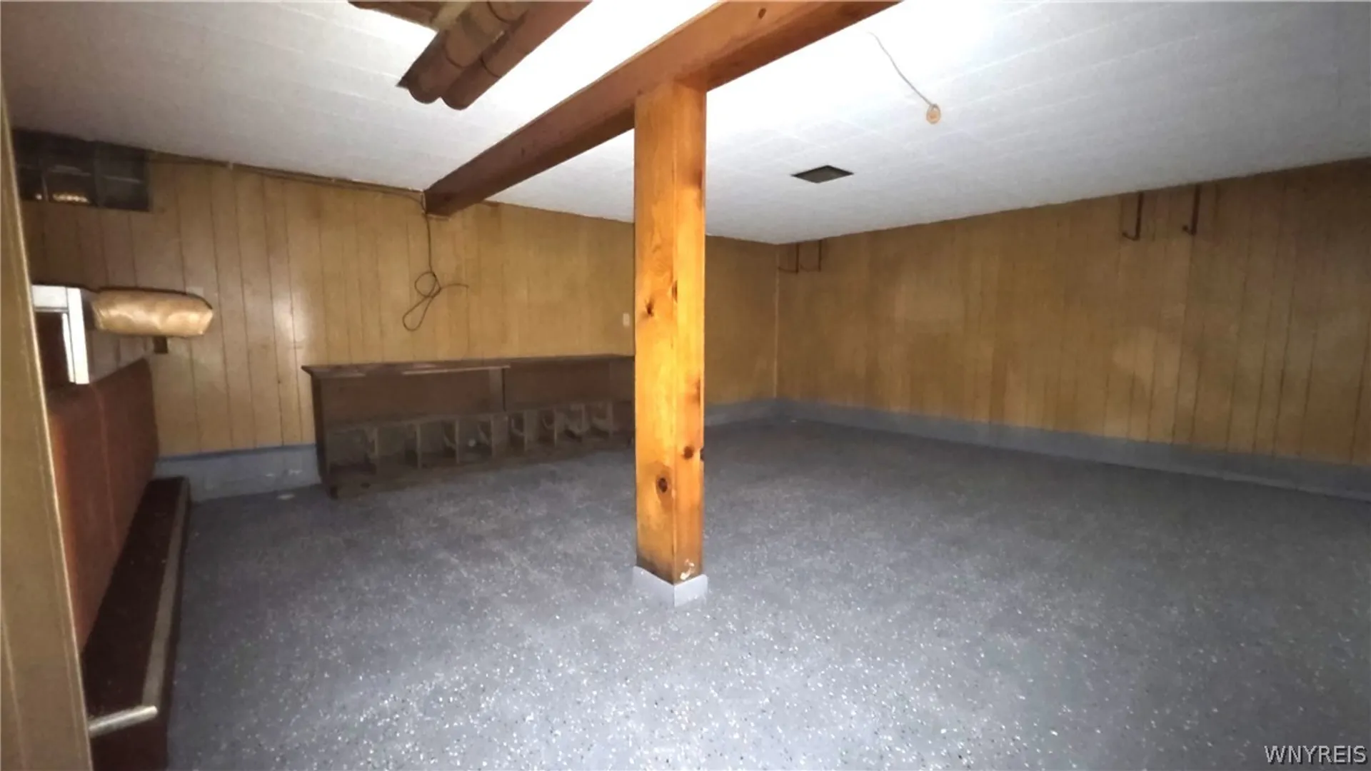 Property at 841 George Urban Boulevard, Cheektowaga, NY 14225 24