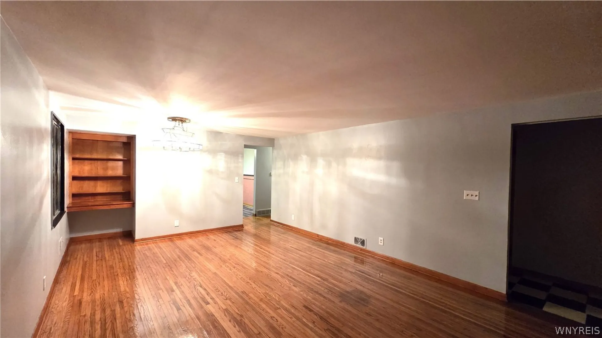 Property at 841 George Urban Boulevard, Cheektowaga, NY 14225 6