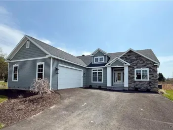Property at 6237 Steinway Drive, DeWitt, NY 13078