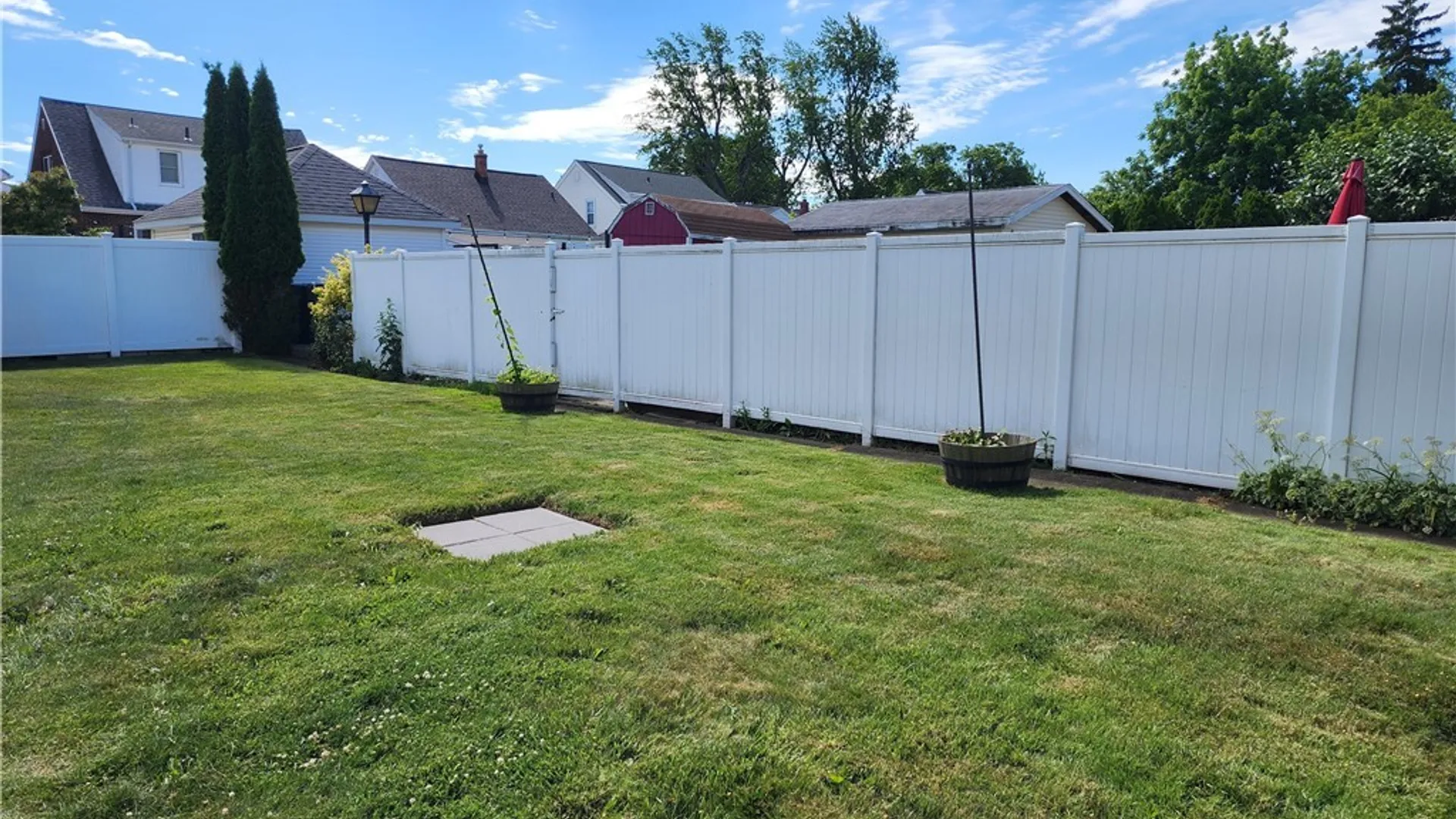 Property at 42 Onondaga Avenue, West Seneca, NY 14220 16