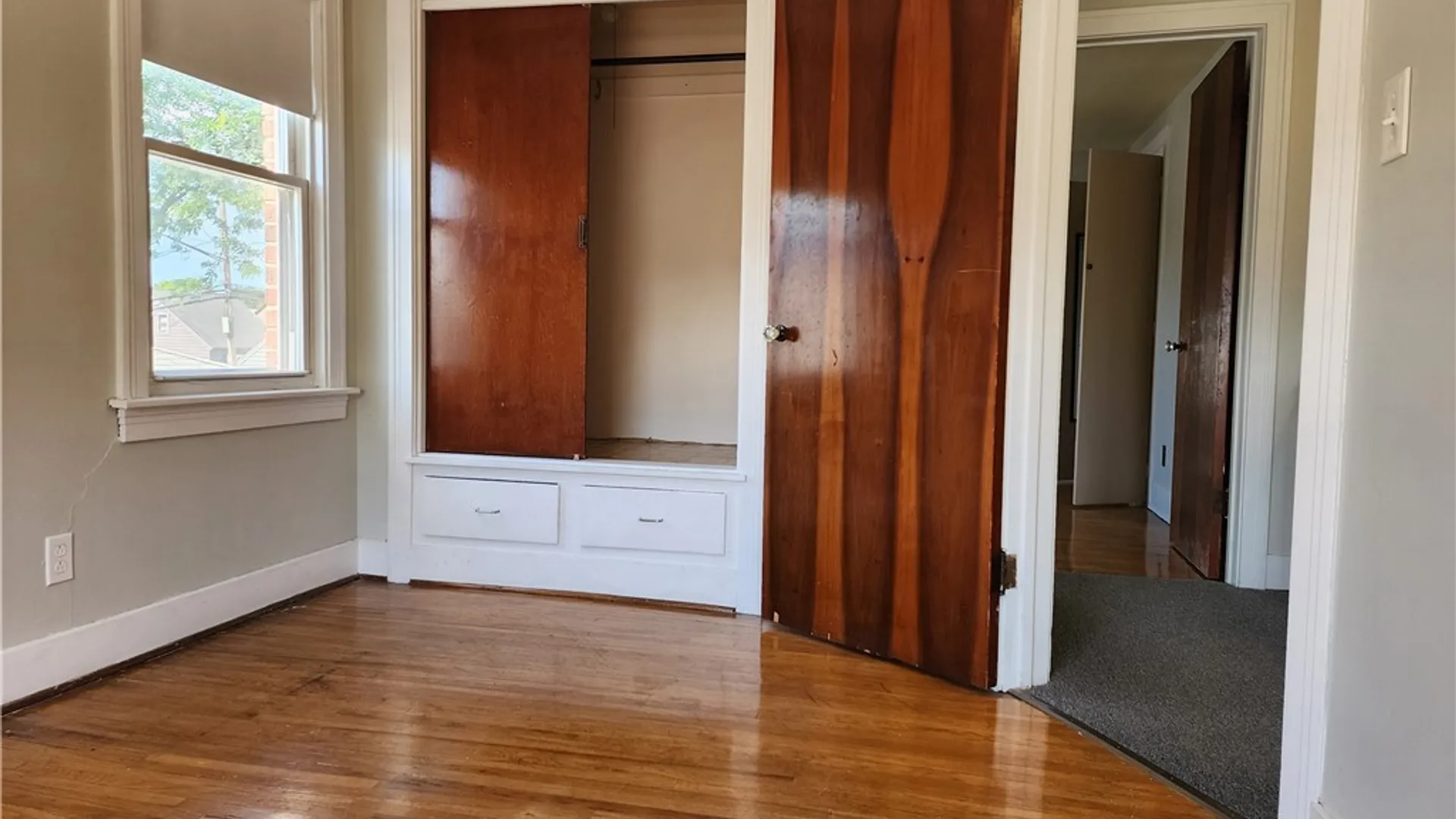 Property at 42 Onondaga Avenue, West Seneca, NY 14220 9
