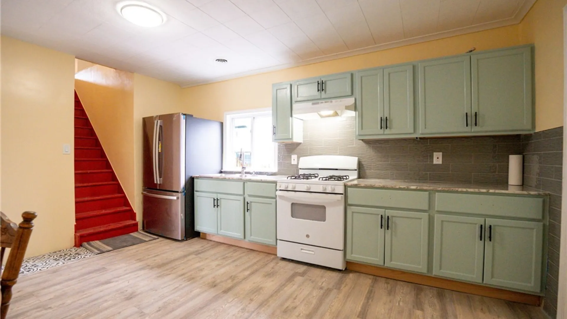 Property at 98 Hedley Street, Cheektowaga, NY 14206 26