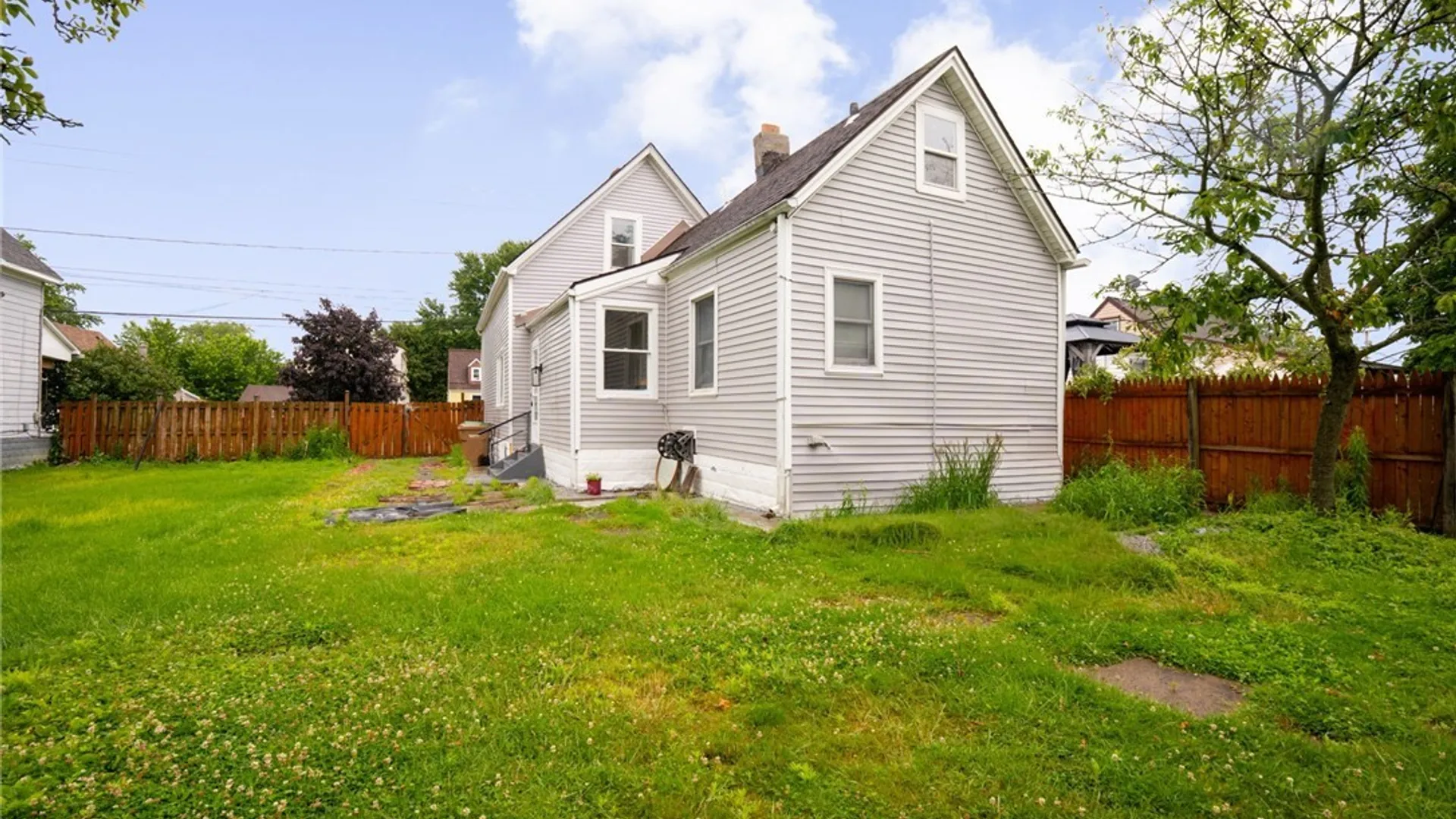 Property at 98 Hedley Street, Cheektowaga, NY 14206 6