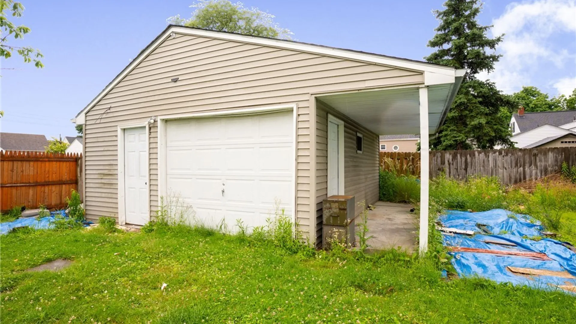Property at 98 Hedley Street, Cheektowaga, NY 14206 9