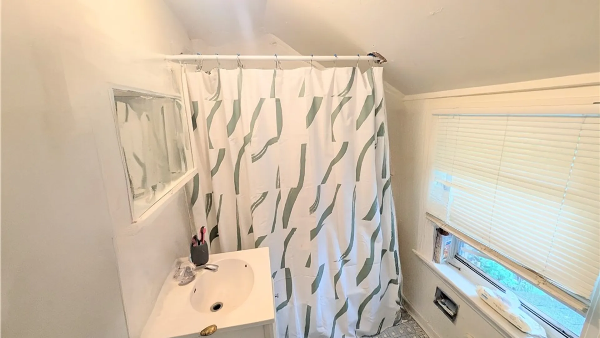 Property at 39 Judson Street, Rochester, NY 14611 6
